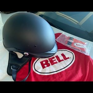 Bell Motorcycle Helmet // Like New